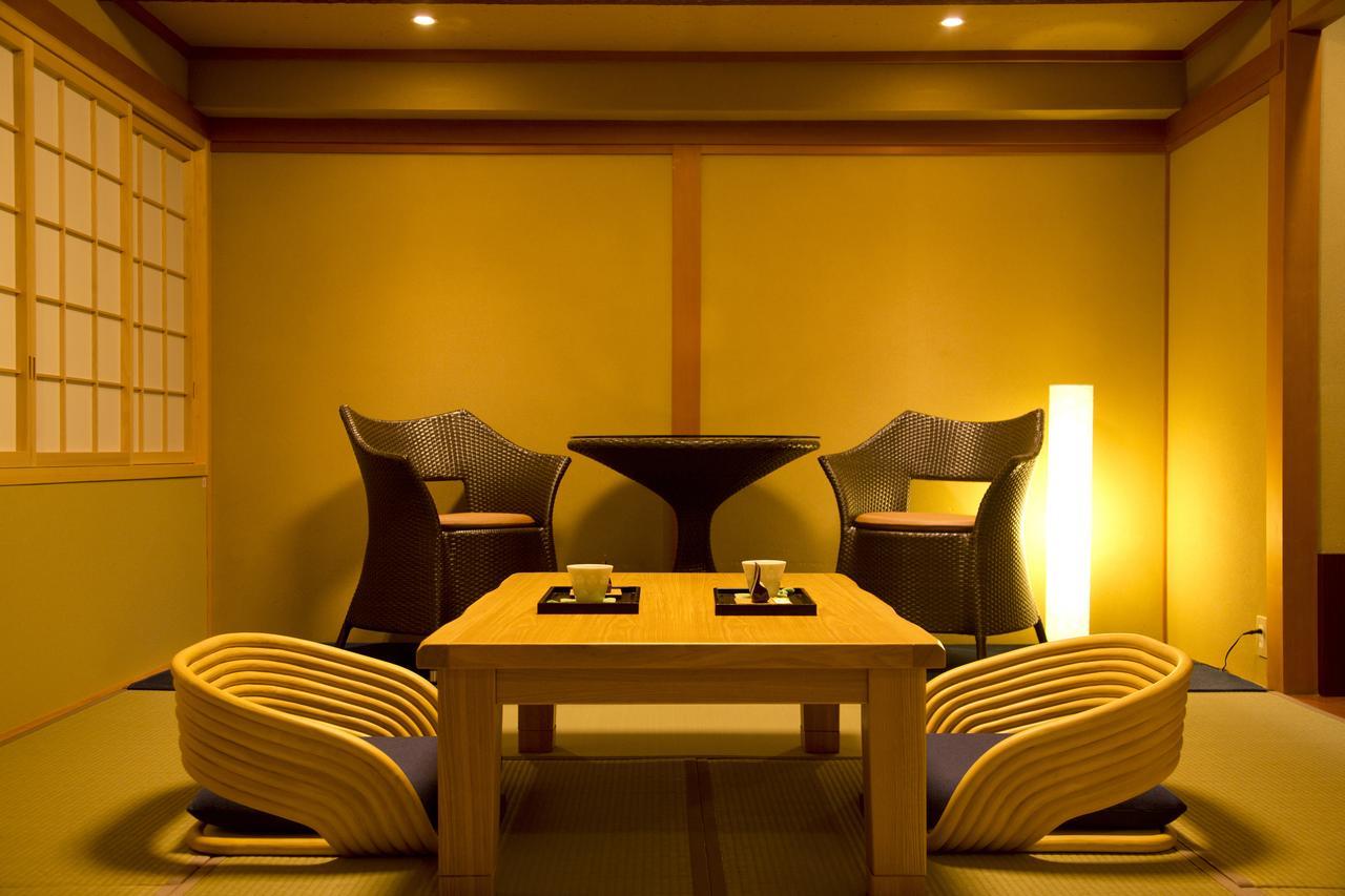 Yoshidaya Sannoukaku Hotel Kaga  Bagian luar foto