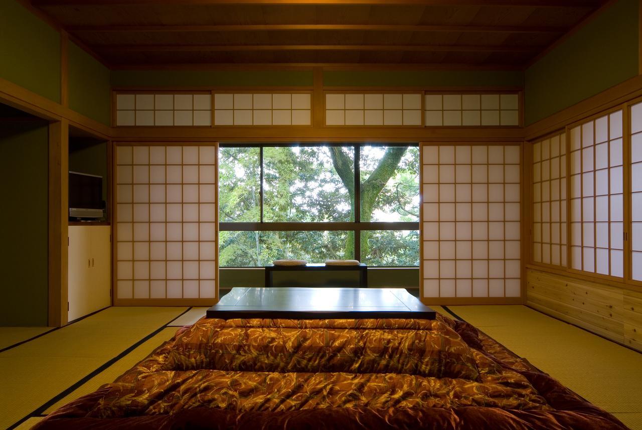 Yoshidaya Sannoukaku Hotel Kaga  Bagian luar foto